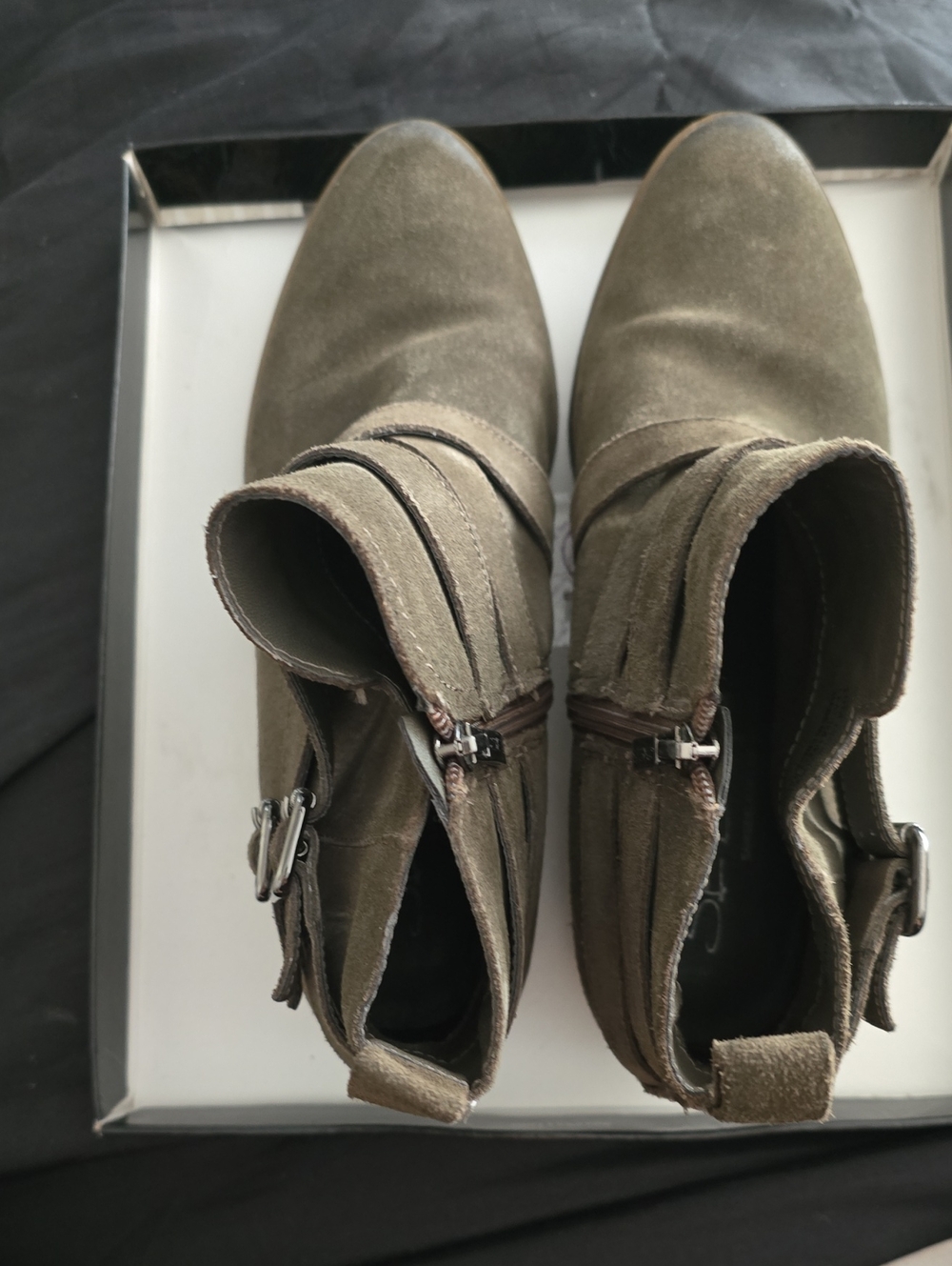 SE Boutique by Sam Edelman Designs Olive Green Suede Ankle Booties